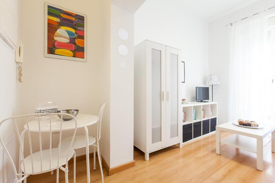 Peral Home Cozy Apartment Séville Extérieur photo